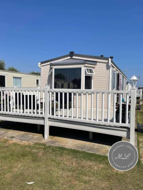 The Pastures 57 - pet friendly, bed linen - Meadows Lakes Caravan & Lodge Hire